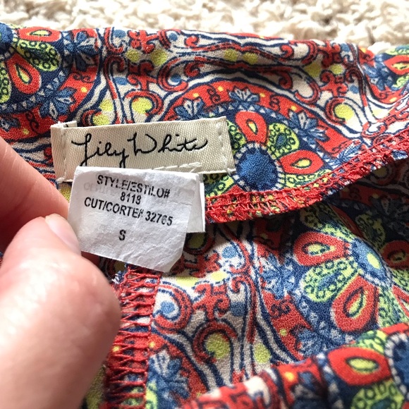 Lily White flowy shorts - Picture 5 of 5